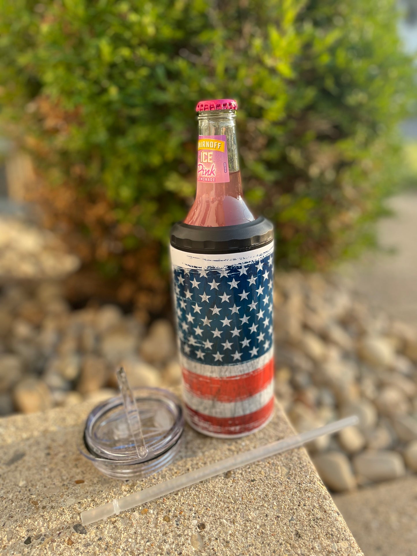 Distressed Flag Can Cooler